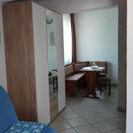 Apartment Studio In With Terrace, Air Condition, Wifi Pirovac