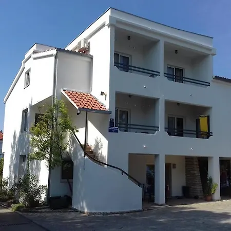 Apartment Studio In With Terrace, Air Condition, Wifi *